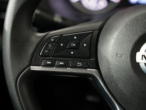 Used 2020 Nissan Sentra S image 12