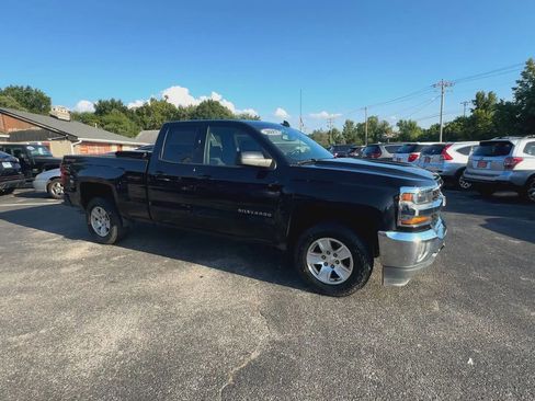 Used 2017 Chevrolet Silverado 1500 LT w/ All Star Edition image 4