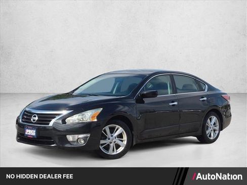 Used 2015 Nissan Altima 2.5 SV FWD image 1