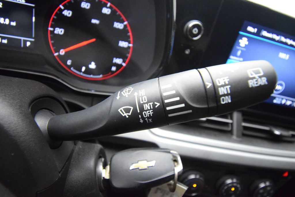 Used 2024 Chevrolet Trax RS w/ Driver Confidence Package FWD image 29