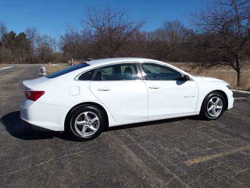 Used 2016 Chevrolet Malibu LS image 12