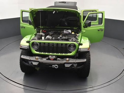 New 2025 Jeep Wrangler Unlimited Rubicon 392 image 26