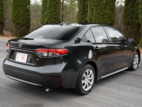 Used 2022 Toyota Corolla LE image 15