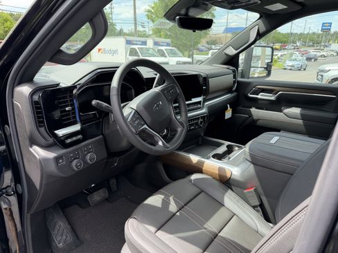 New 2026 Chevrolet Silverado 2500 High Country w/ High Country Premium Package AWD/4WD image 14