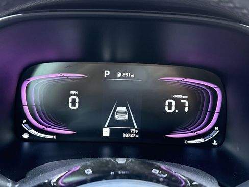 Used 2025 Kia Soul EX image 18