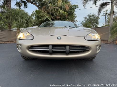 Used 1998 Jaguar XK8 Convertible RWD image 2