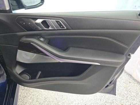 Used 2024 BMW X7 M60i w/ Executive Package image 5