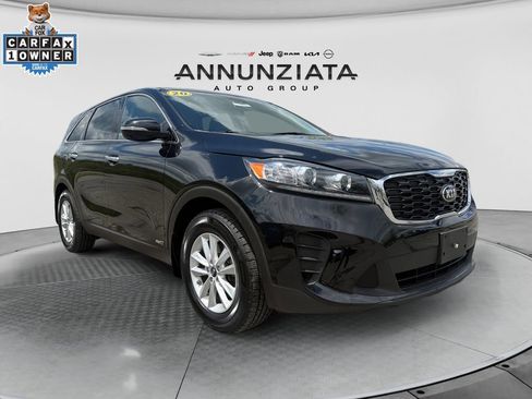 Used 2020 Kia Sorento LX AWD/4WD image 7