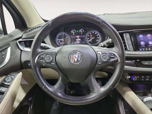 Used 2020 Buick Enclave Essence FWD image 12