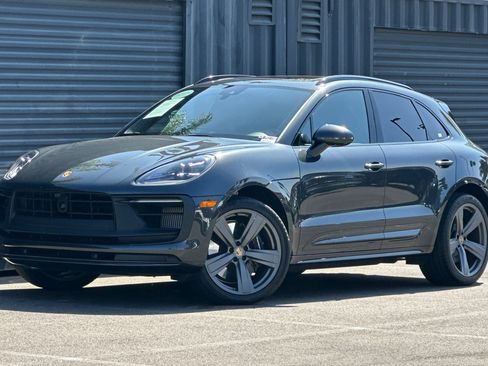 Certified 2023 Porsche Macan GTS AWD/4WD image 1