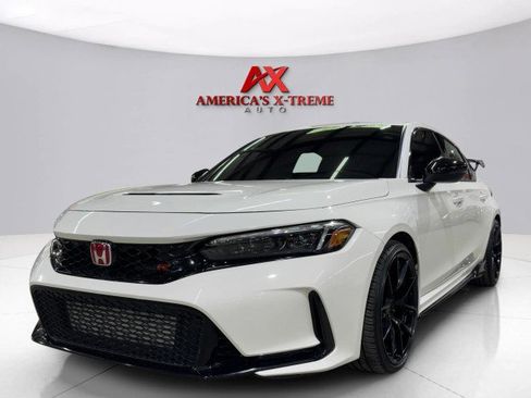 Used 2025 Honda Civic Type R image 11