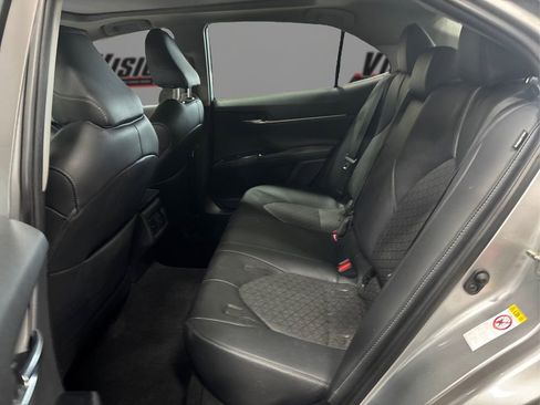 Used 2019 Toyota Camry XSE w/ Navigation Package image 10