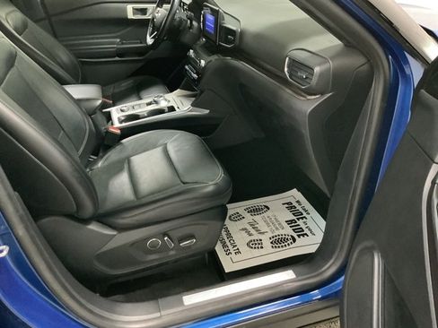 Used 2020 Ford Explorer Limited AWD/4WD image 23