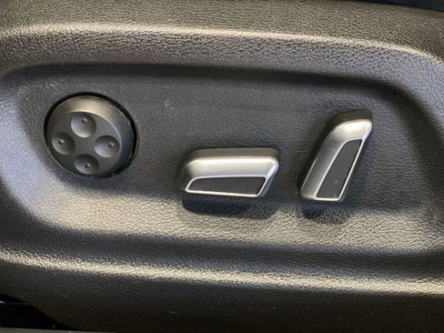 Used 2018 Audi Q3 2.0T Premium Plus w/ Premium Plus Package image 15