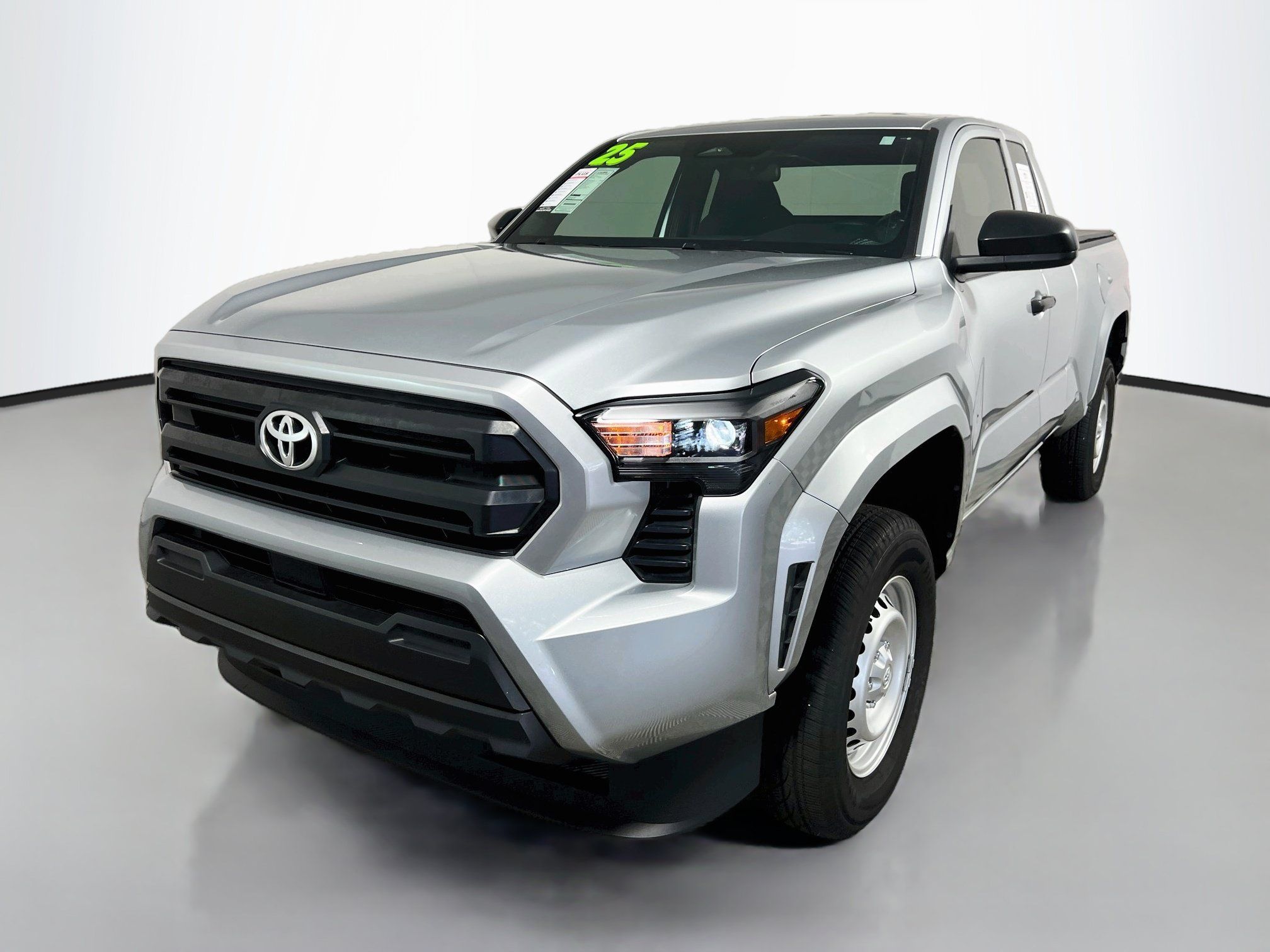 Used 2025 Toyota Tacoma SR w/ Towing Package AWD/4WD image 10
