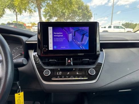 Used 2024 Toyota Corolla LE FWD image 24