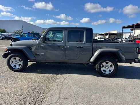 Used 2022 Jeep Gladiator Sport AWD/4WD image 8