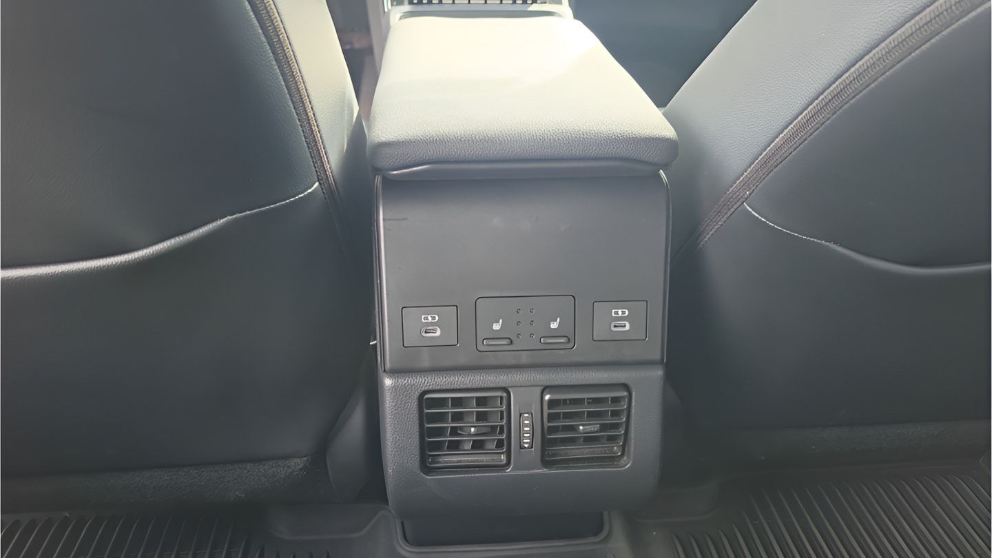 Used 2023 Toyota bZ4X AWD w/ Weather Package image 17