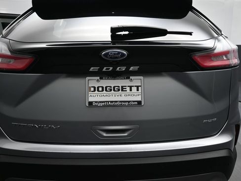 Used 2024 Ford Edge Titanium AWD/4WD image 16