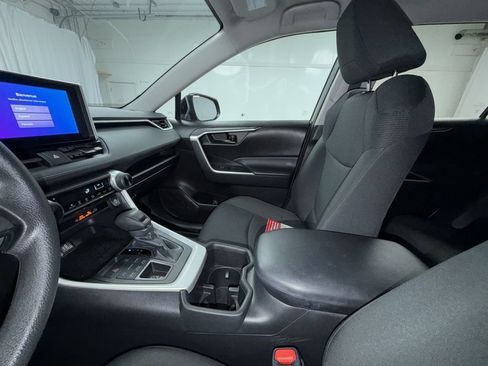 Certified 2024 Toyota RAV4 LE AWD/4WD image 22