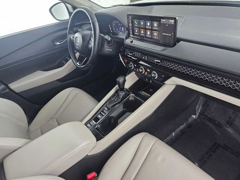 Used 2025 Honda Accord EX-L image 11