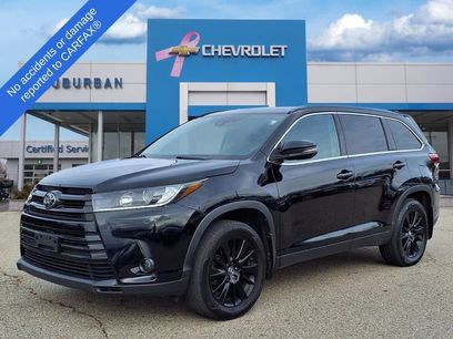 Used 2019 Toyota Highlander SE