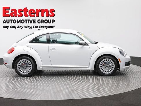 Used 2015 Volkswagen Beetle 1.8T FWD image 4