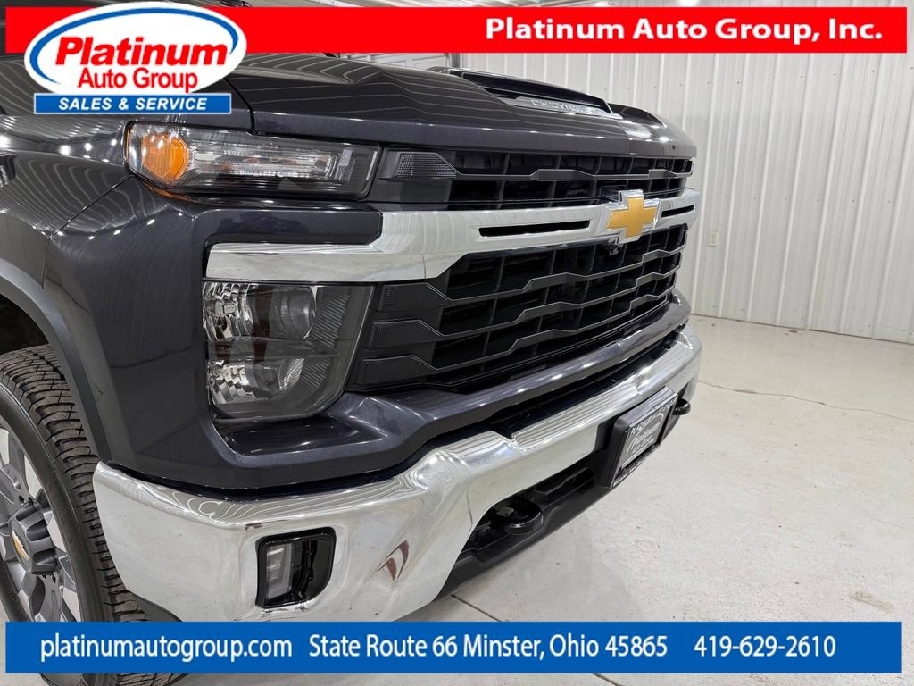 Used 2024 Chevrolet Silverado 2500 LT w/ Texas Edition AWD/4WD image 48