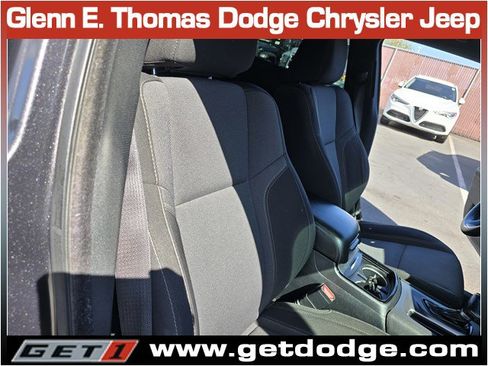 Used 2020 Dodge Charger SXT w/ Blacktop Package image 32