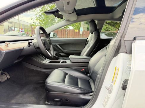 Used 2021 Tesla Model 3 Standard Range Plus RWD image 11