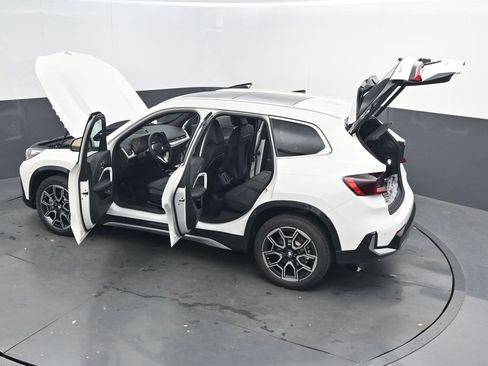 New 2026 BMW X1 xDrive28i w/ Convenience Package image 54