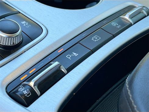 Used 2022 Kia Stinger GT2 image 20