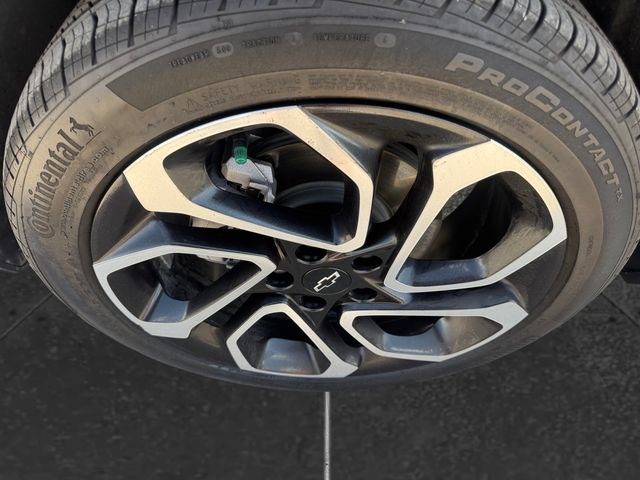 Used 2025 Chevrolet Trax RS w/ Driver Confidence Package FWD image 9