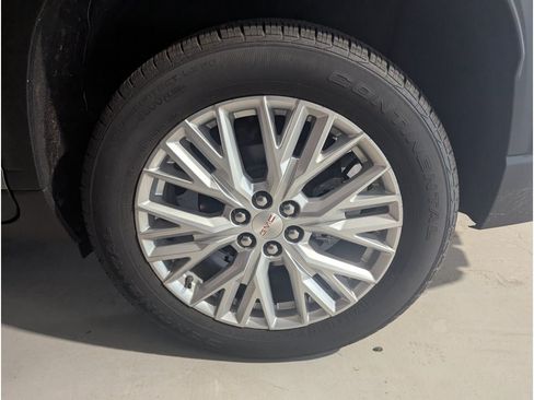 Used 2025 GMC Acadia Elevation w/ Elevation Premium Package FWD image 8