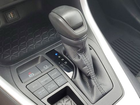 Used 2024 Toyota RAV4 LE image 30