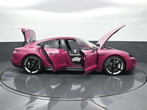 Certified 2024 Porsche Taycan GTS AWD/4WD image 39