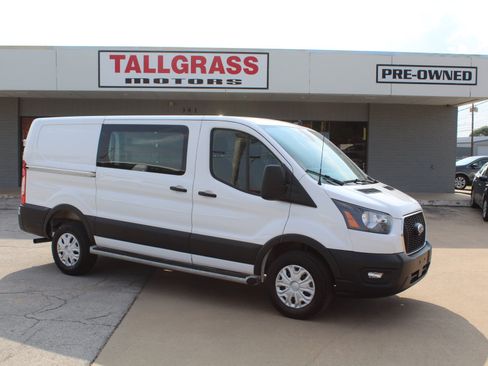 Used 2025 Ford Transit 250 Low Roof w/ Exterior Upgrade Package RWD image 2