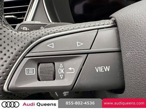 Used 2025 Audi Q5 2.0T Premium Plus w/ Premium Plus Package AWD/4WD image 32