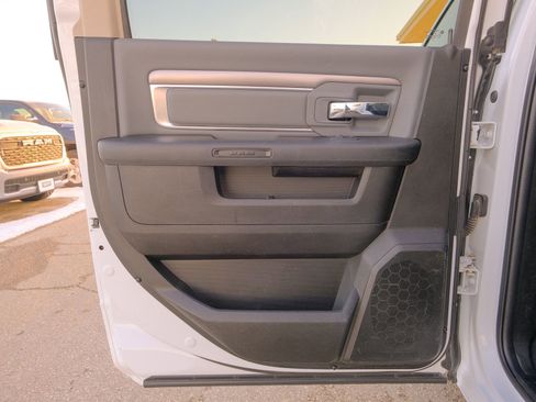 Used 2023 RAM 1500 Classic SLT w/ Trailer & Traction Group image 29