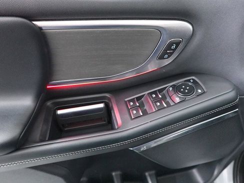 Certified 2025 Ford Expedition Platinum image 9