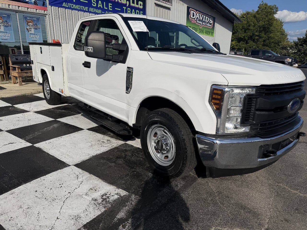 Used 2019 Ford F250 XL w/ XL Value Package RWD image 4