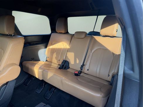 Used 2022 Ford Expedition Platinum image 38