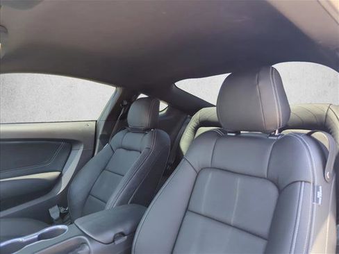 Used 2018 Ford Mustang GT w/ Equipment Group 301A RWD image 13