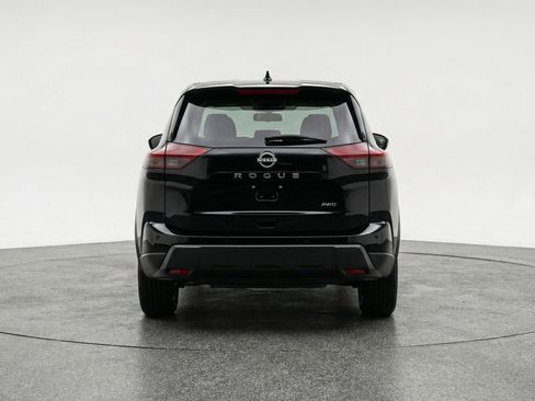 Used 2025 Nissan Rogue SV image 7