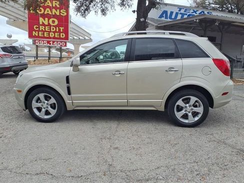 Used 2015 Chevrolet Captiva Sport LTZ image 4