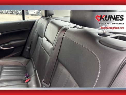 Used 2013 Buick Regal Premium image 32