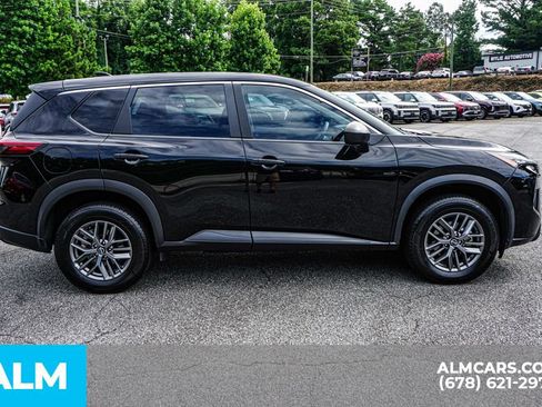 Used 2024 Nissan Rogue S AWD/4WD image 8