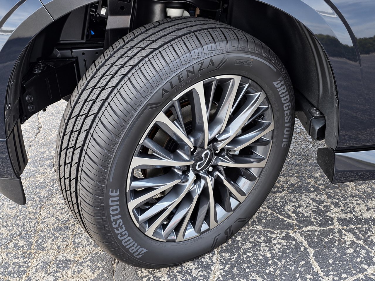 New 2027 INFINITI QX80 Autograph AWD/4WD image 12