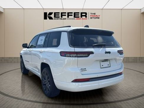 New 2026 Jeep Grand Cherokee L Limited AWD/4WD image 3