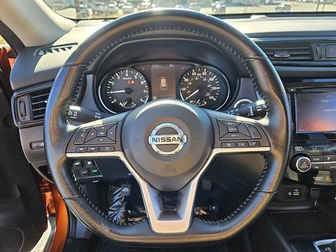 Used 2020 Nissan Rogue SV image 26